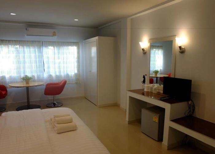 Juntima Place at Amphawa