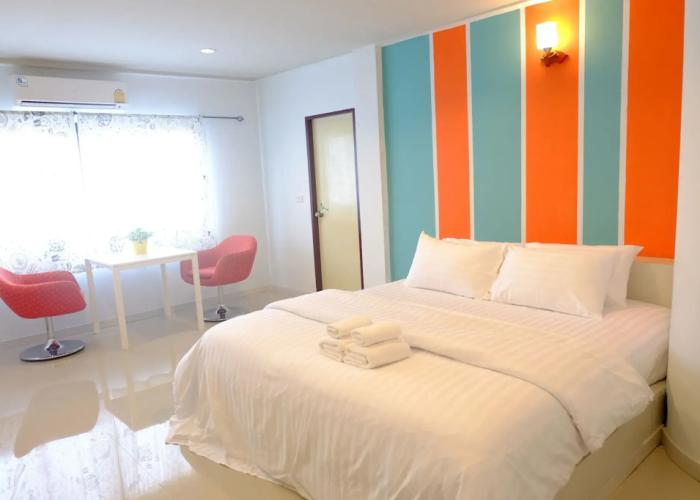 Juntima Place at Amphawa