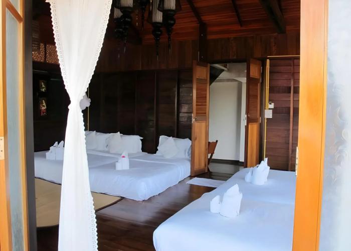 At Casa Guesthouse Amphawa