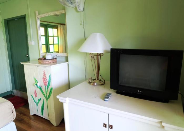 Baanrak Amphawa Homestay