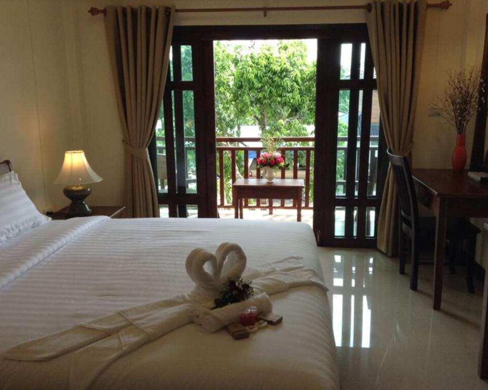 Oh Amphawa Boutique Resort