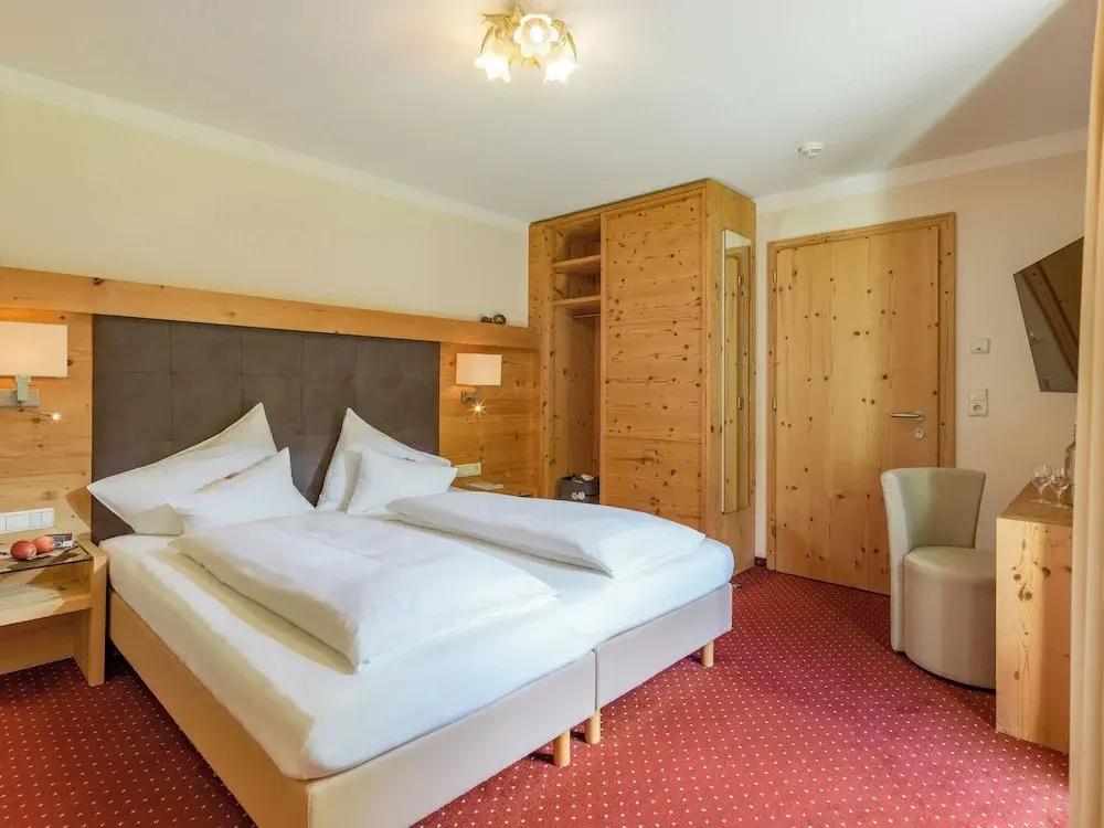 фото Hotel Waldfriede