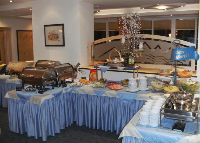 Sonneck Hotel -  Restaurant