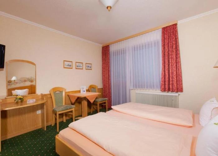 Hotel Waldfrieden