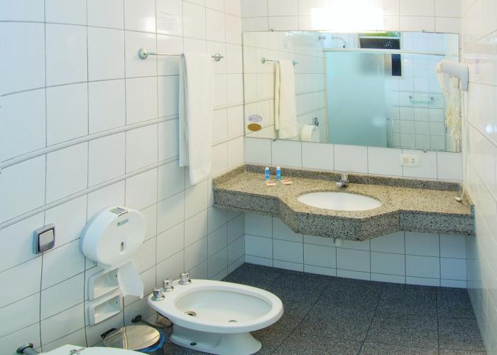 Lira Hotel
