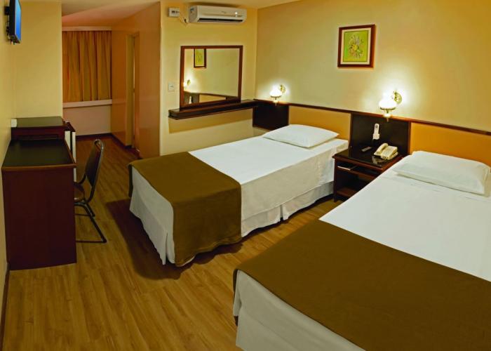 Lira Hotel