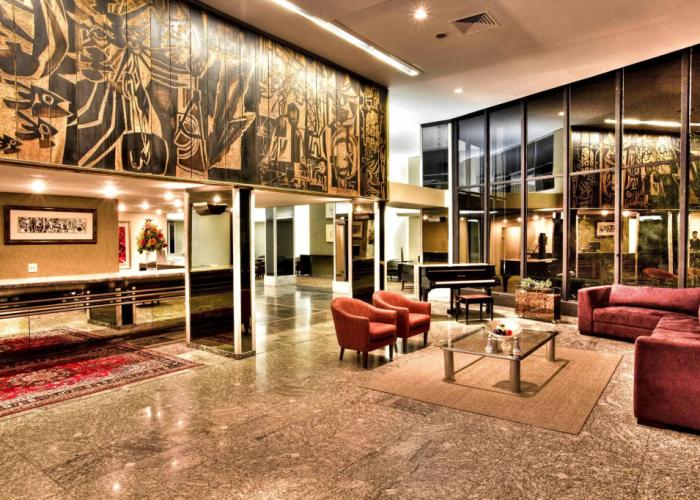 Alta Reggia Plaza Hotel