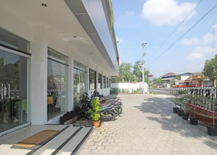 RedDoorz @ Jalan Ringroad Selatan