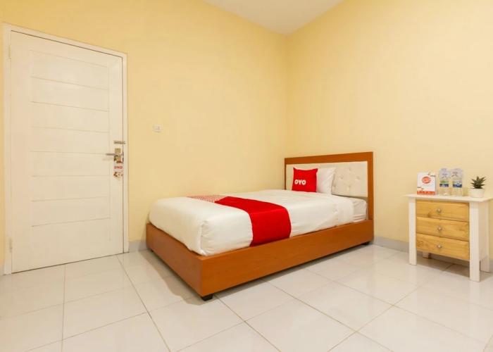 Hotel O Yogyakarta near Universitas Gadjah Mada formerly Sellinas Guesthouse