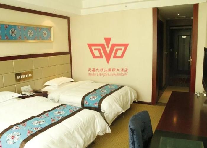 Jiudingshan International Hotel - Aba Prefecture