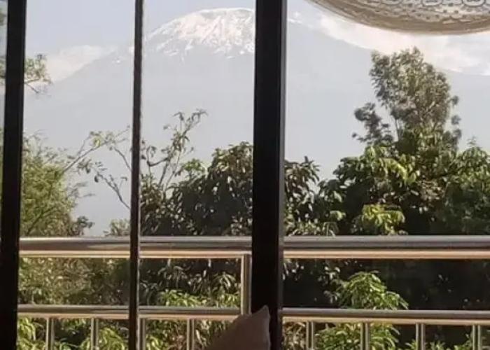 Kilimanjaro White House Hotel