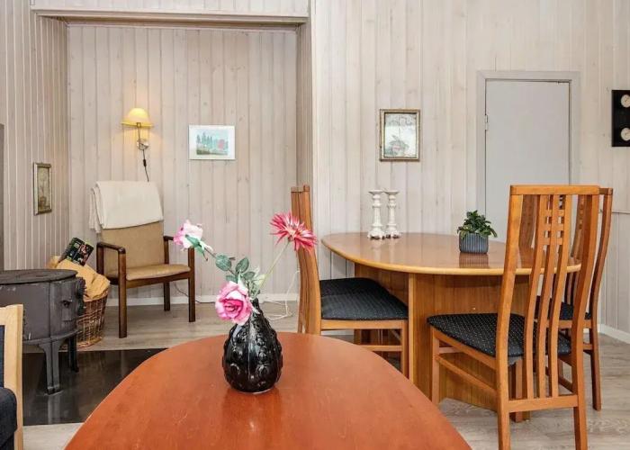 4 Person Holiday Home in Ronde