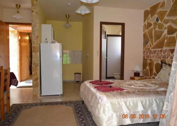 Apartments Zoumperi