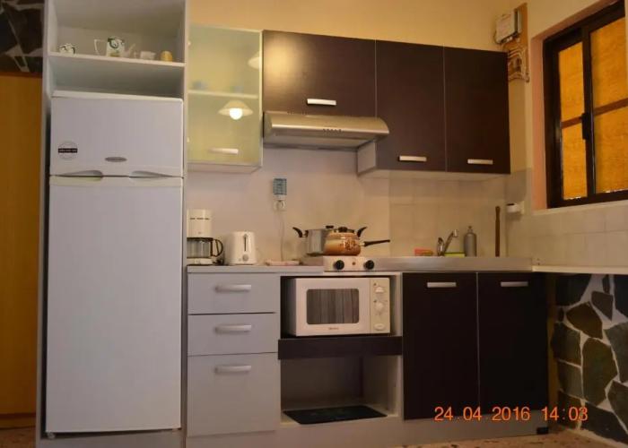 Apartments Zoumperi