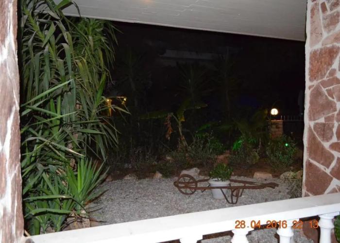 Apartments Zoumperi