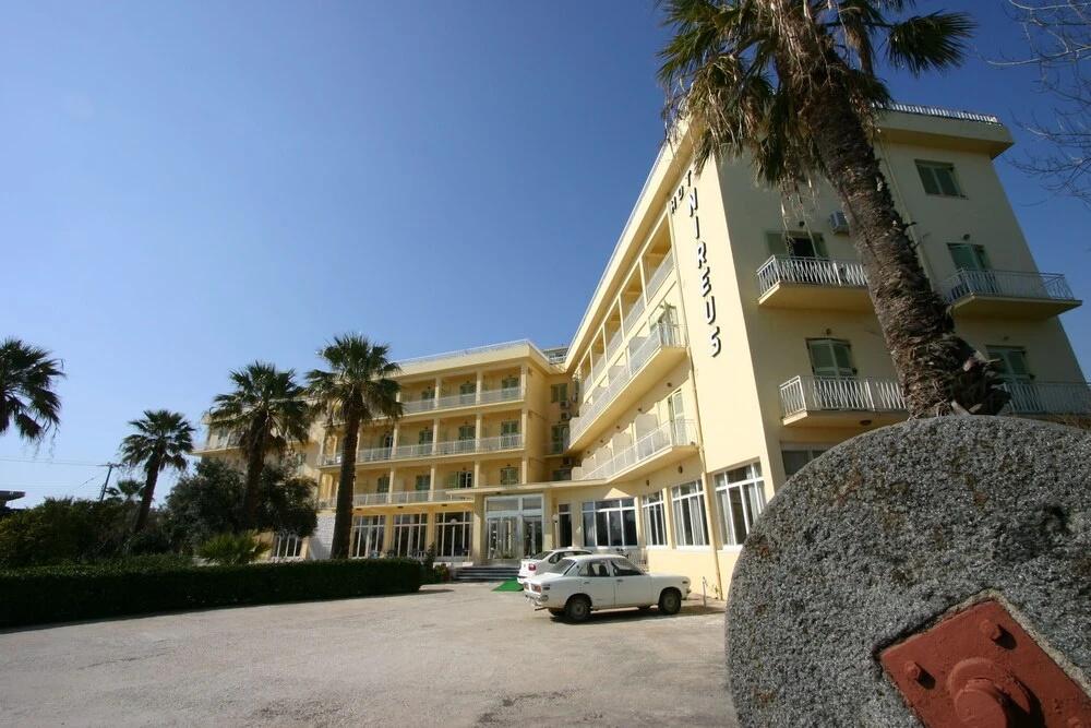 фото Nireus