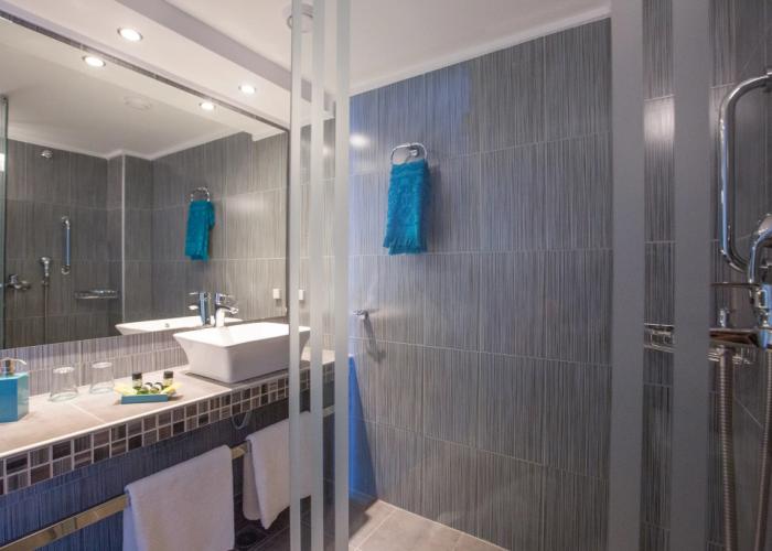 Golden Coast Hotel & Bungalows - All Inclusive