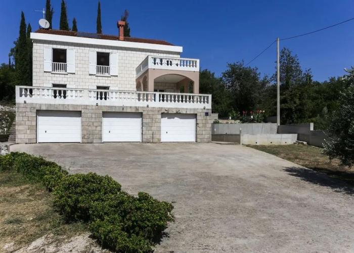 Apartments Villa Harmonia