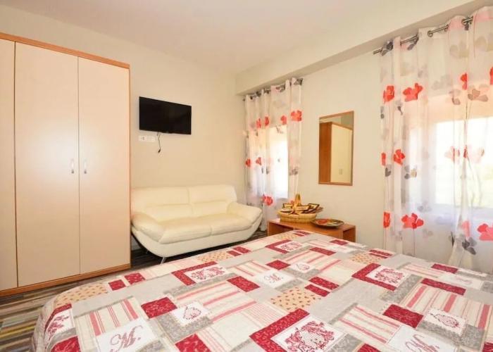 Holiday Home Belmondo