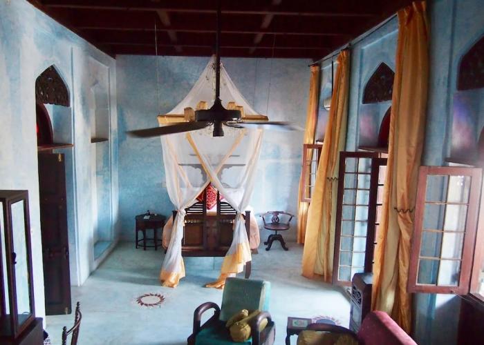 Emerson Spice Hotel