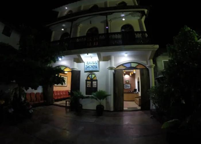 Rumaisa Hotel