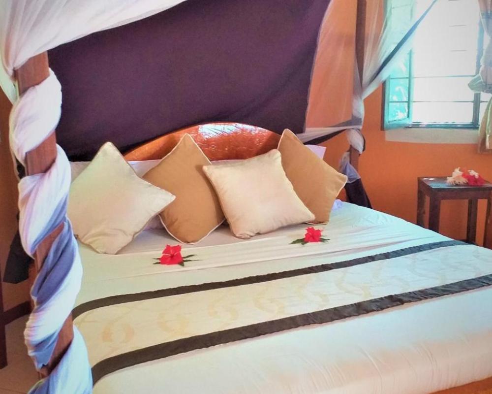 Kaure Sand Beach Lodge