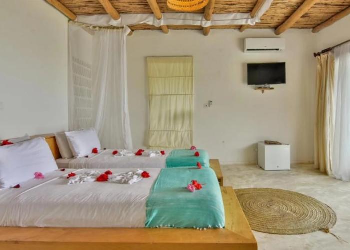 Zanbluu Beach Hotel
