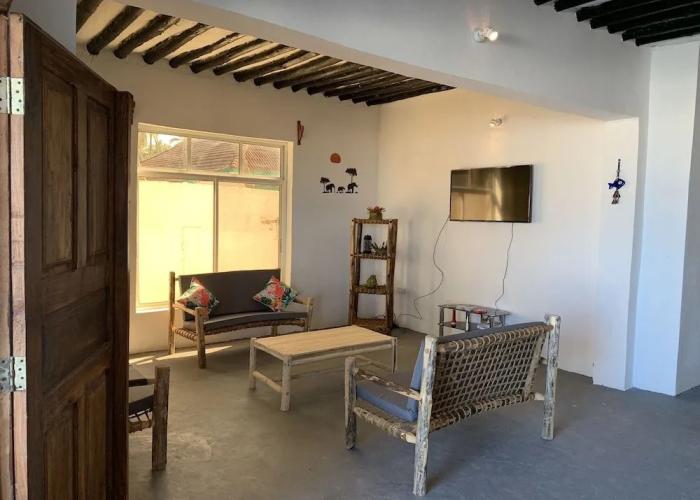 African Paradise Beach Hotel