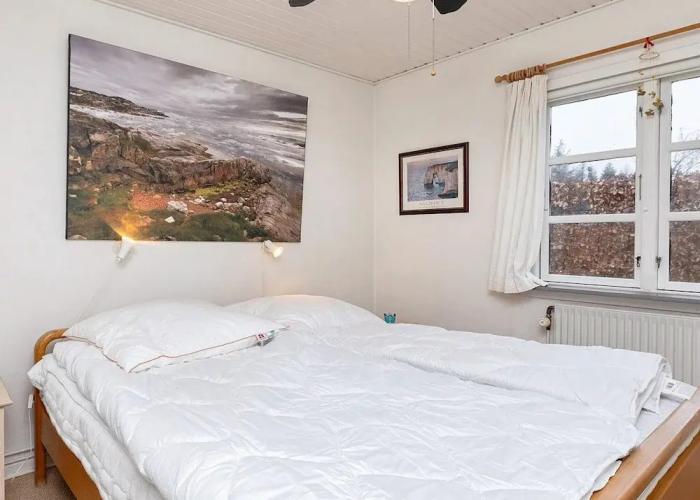 6 Person Holiday Home in Thyholm