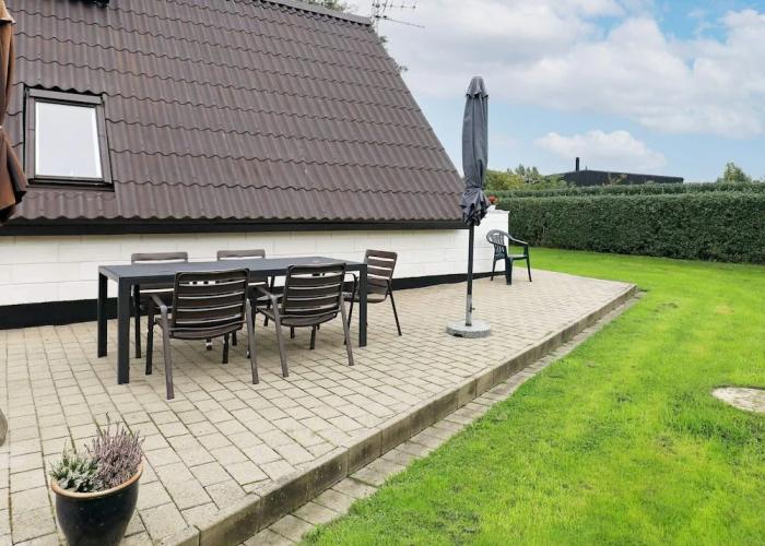 6 Person Holiday Home in Thyholm-by Traum