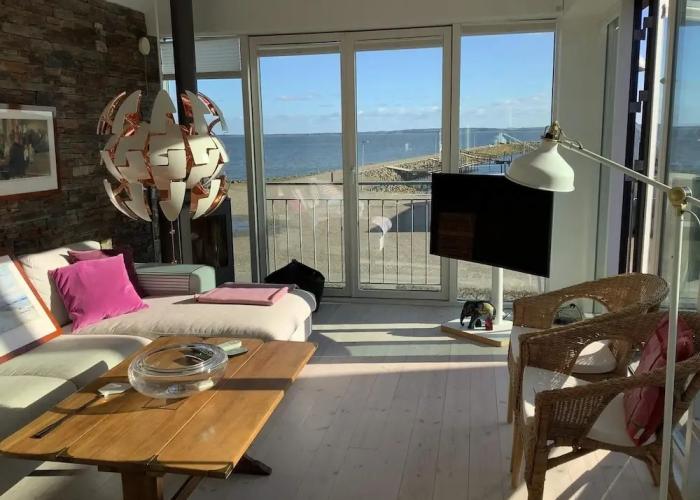 6 Person Holiday Home in Thyholm