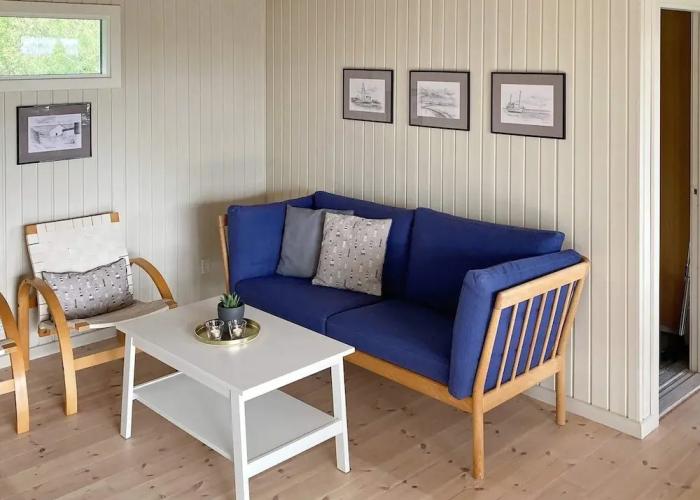 6 Person Holiday Home in Thyholm