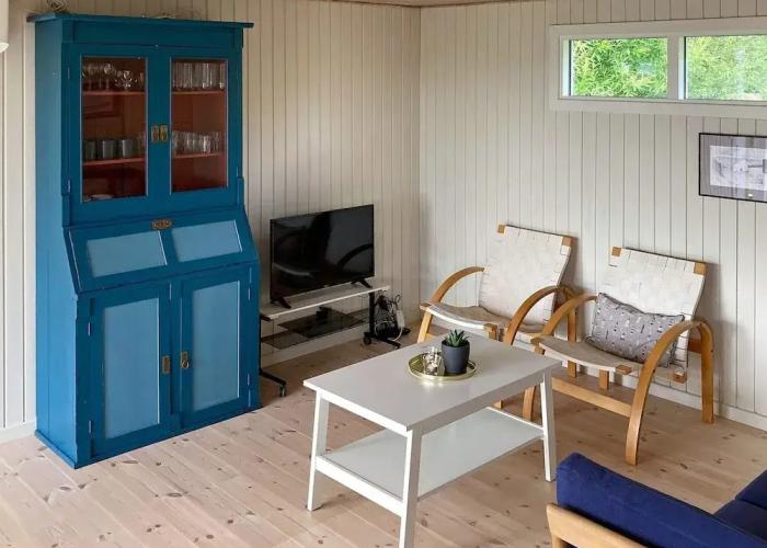6 Person Holiday Home in Thyholm