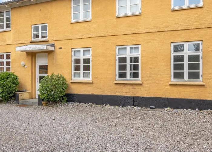 Apartment 2 bedroom with lake view