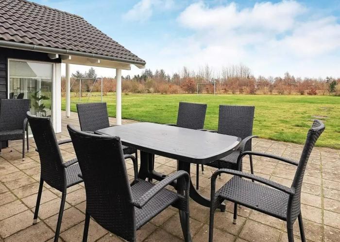 14 Person Holiday Home in Hojslev