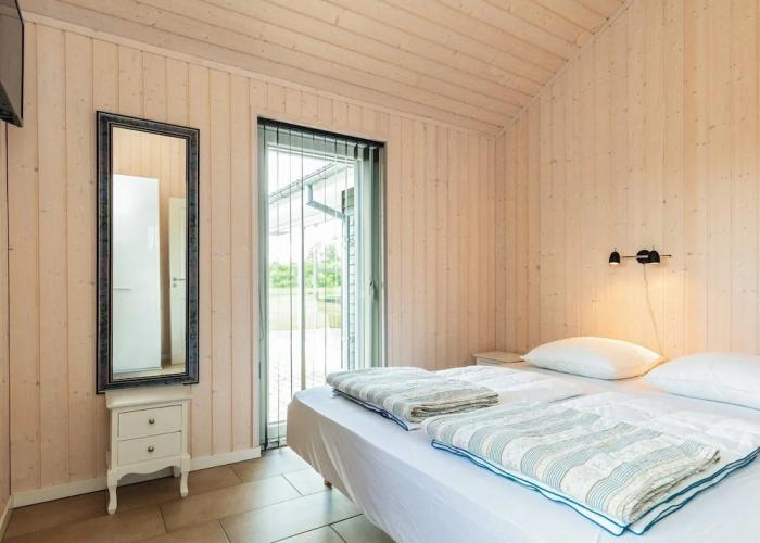 15 Person Holiday Home in Hojslev