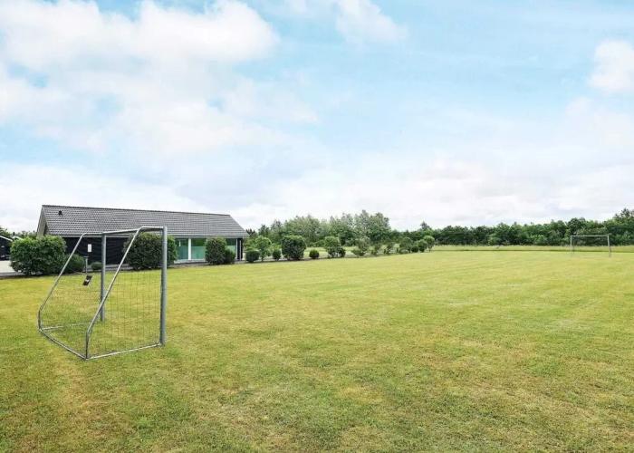 15 Person Holiday Home in Hojslev
