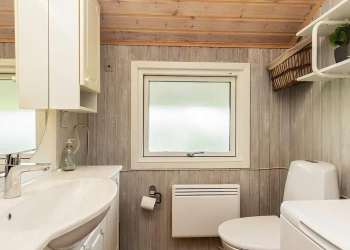 8 Person Holiday Home in Hojslev