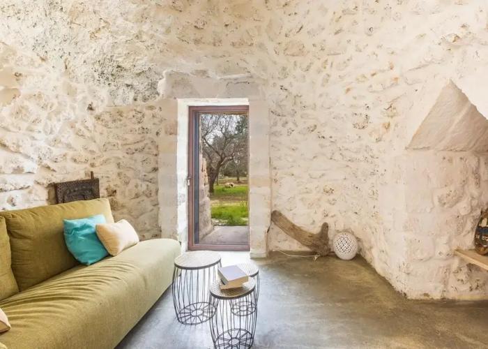 2670 Trullo Corni di Fiasco by Barbarhouse