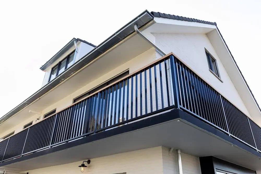 Modern Family Apartment With Balcony and Parking