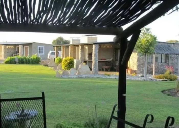 Eldorado Guest House & Camping