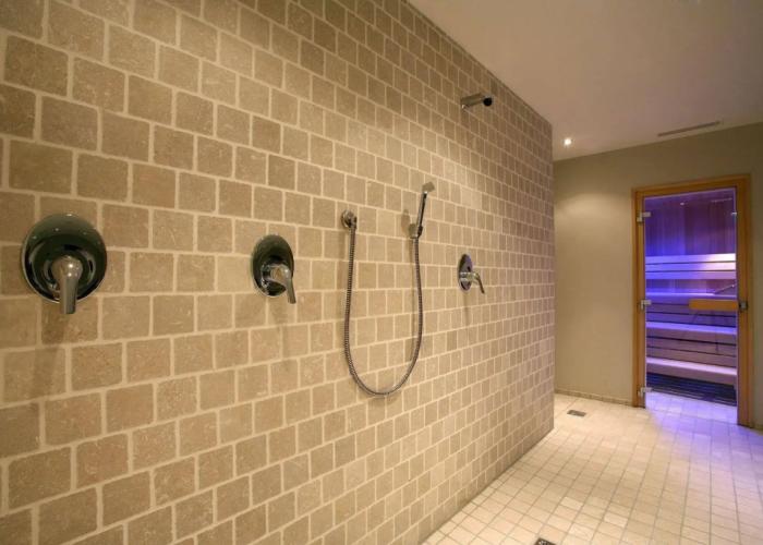 Banyan Hotel