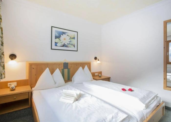 Fliana Arlberg Studios and Apartments