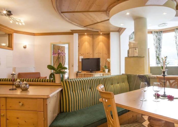 Fliana Arlberg Studios and Apartments