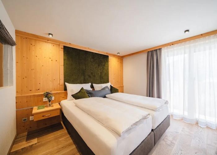 Arpuria l hidden luxury mountain home | Adults friendly