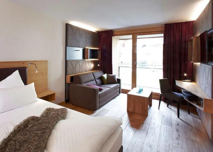 Anthony's Life & Style Hotel