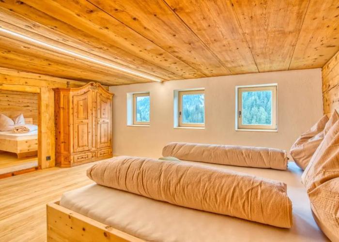 Jup - a luxury boutique chalet
