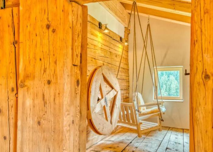 Jup - a luxury boutique chalet