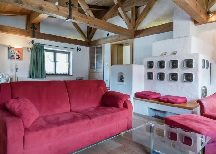 Spacious Apartment near Ski Area in Niedernsill