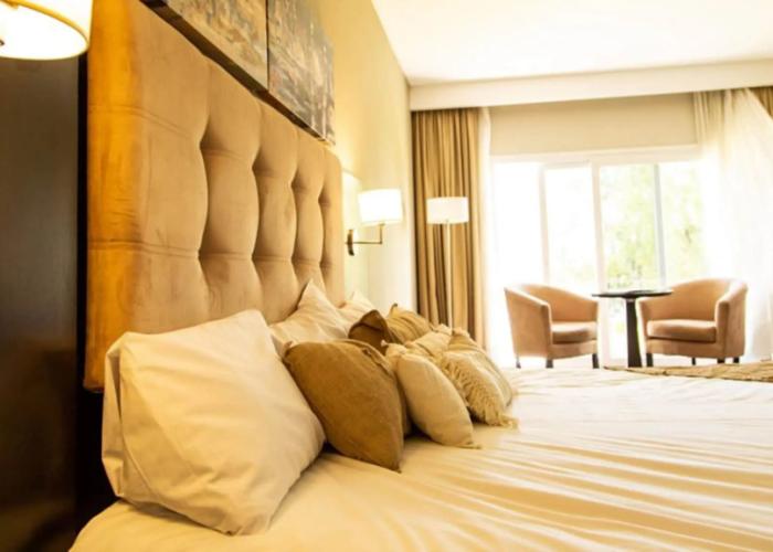 Howard Johnson by Wyndham Ezeiza Convention Center